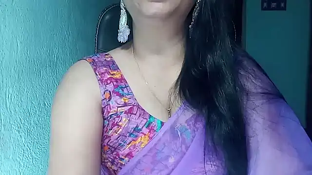 Snapshot of YourModhu chatting on April 7, 2026, 5:37 pm YourModhu online show from April 7, 2026, 5:37 pm