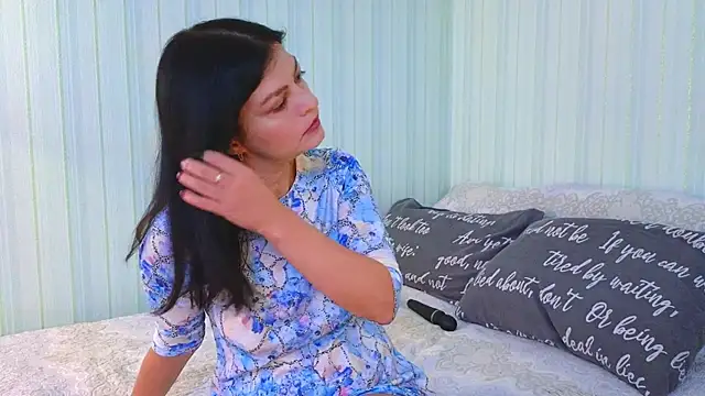 Snapshot of _Lily_ chatting on January 9, 2026, 6:53 am Lily online show from January 9, 2026, 6:53 am