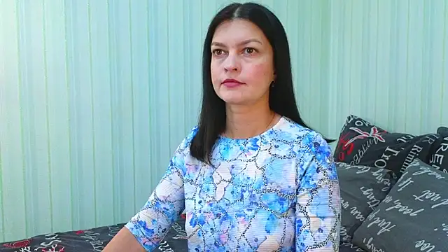 Snapshot of _Lily_ chatting on February 7, 2026, 12:24 pm Lily online show from February 7, 2026, 12:24 pm