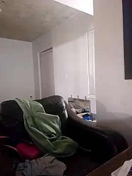 Snapshot of NikiFm chatting on February 16, 2026, 5:06 am NikiFm online show from February 16, 2026, 5:06 am