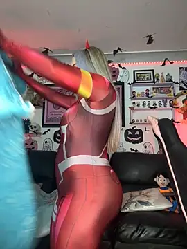 Snapshot of may_aceros chatting on October 10, 2025, 2:34 am may aceros online show from October 10, 2025, 2:34 am