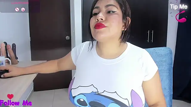 Snapshot of ElikoLanny_ chatting on November 17, 2025, 12:36 am ElikoLanny online show from November 17, 2025, 12:36 am