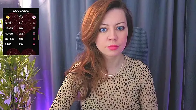 Snapshot of GirlfriendNina chatting on February 18, 2026, 5:27 am GirlfriendNina online show from February 18, 2026, 5:27 am