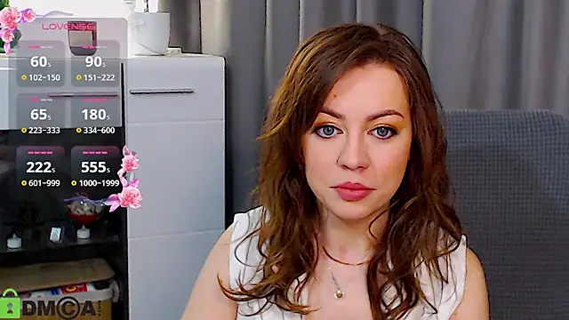 Snapshot of GirlfriendNina chatting on March 21, 2025, 5:11 am GirlfriendNina online show from March 21, 2025, 5:11 am