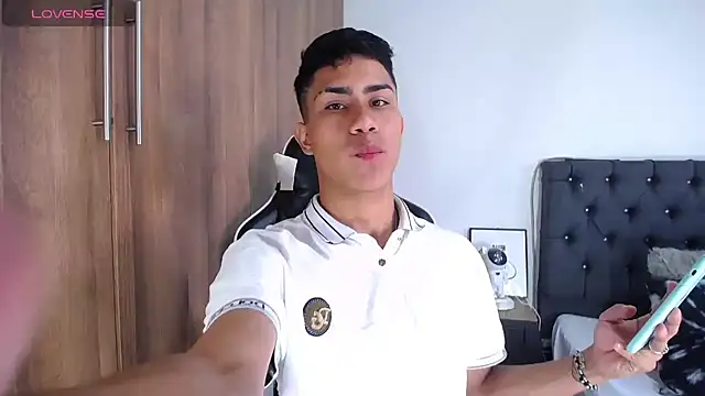 AlanNaughty online show from March 21, 2025, 9:12 pm