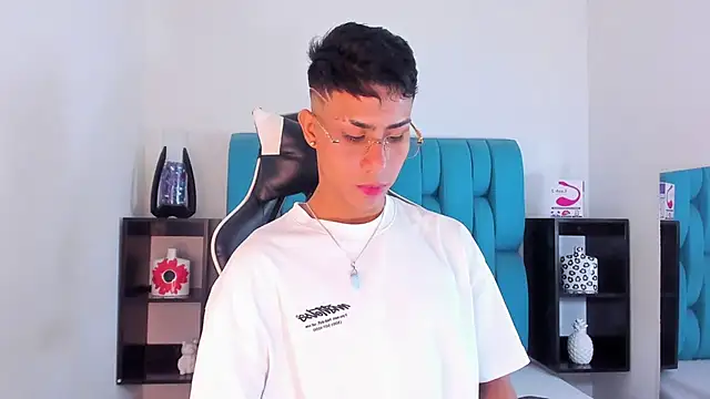 AlanNaughty online show from January 25, 2025, 10:18 pm