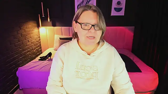 Shannonshine online show from March 18, 2026, 1:13 pm