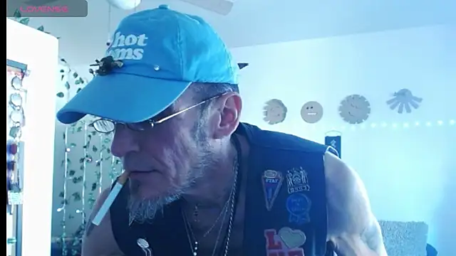 Snapshot of mycock2474u chatting on March 18, 2025, 5:33 pm mycock2474u online show from March 18, 2025, 5:33 pm