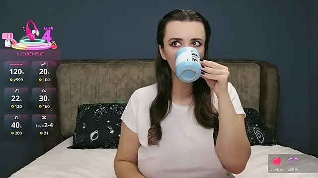 IamMolly online show from November 25, 2025, 9:26 pm