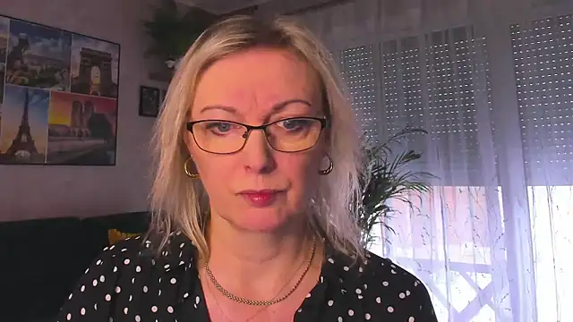 vanessa chat online show from February 5, 2026, 2:24 pm