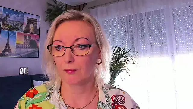vanessa chat online show from May 19, 2026, 1:29 pm