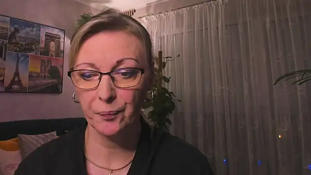 vanessa chat online show from March 13, 2025, 5:39 pm