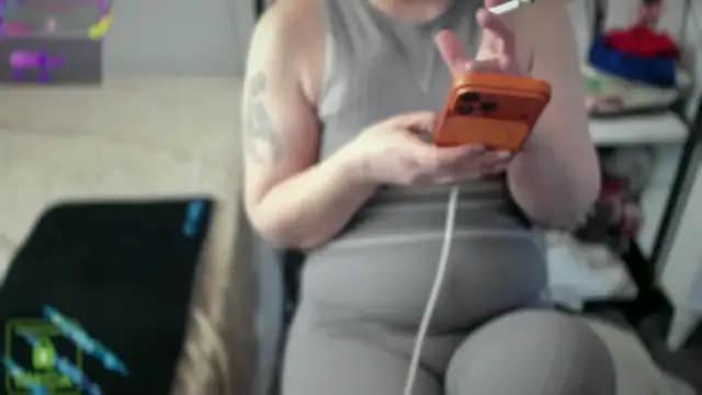 bisexyelizz online show from March 11, 2026, 11:15 am