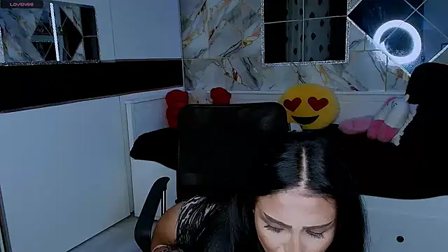 mistress meryem online show from September 9, 2025, 10:52 pm