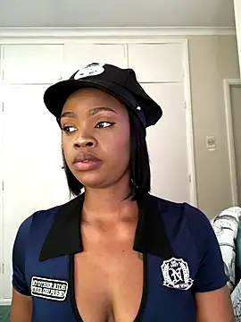 LuciousLips96 online show from October 28, 2025, 9:41 am