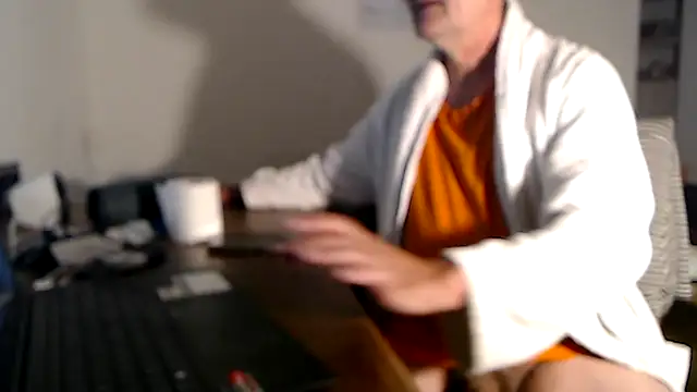 silvio-aus-luzern-CH online show from September 15, 2025, 3:51 am