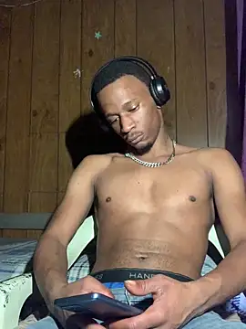 Tristris100 online show from December 11, 2024, 7:46 pm