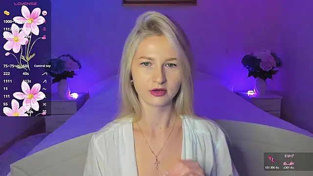 AnnaCarrera online show from November 7, 2025, 9:30 pm