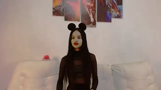 secretgreisy  online show from October 29, 2025, 4:44 am