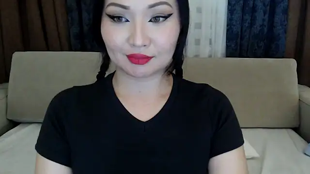 DanyMin online show from November 21, 2025, 7:40 am