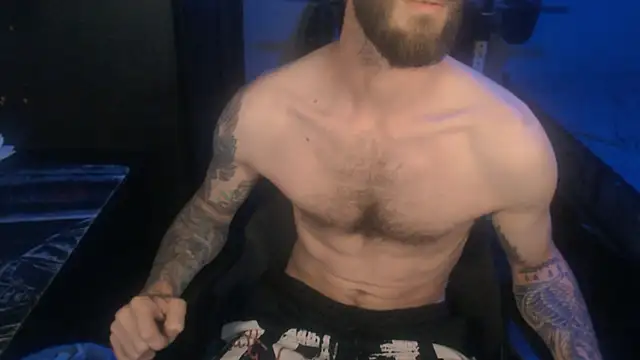 Snapshot of SexxxyLouis chatting on May 23, 2026, 7:51 am SexxxyLouis online show from May 23, 2026, 7:51 am