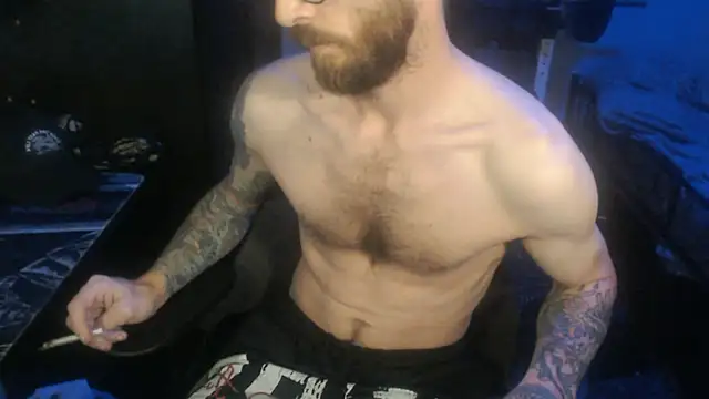 Snapshot of SexxxyLouis chatting on May 24, 2026, 8:25 am SexxxyLouis online show from May 24, 2026, 8:25 am