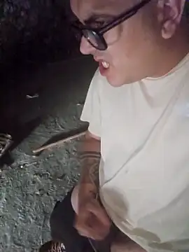 Snapshot of Alex3009 chatting on September 28, 2025, 4:58 pm Alex3009 online show from September 28, 2025, 4:58 pm