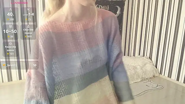 Snapshot of _Hanna_Moon_ chatting on October 17, 2025, 12:29 pm Hanna Moon online show from October 17, 2025, 12:29 pm