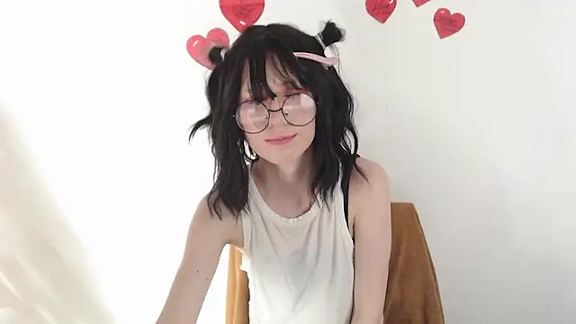  Hanna Moon  online show from March 17, 2026, 8:39 am