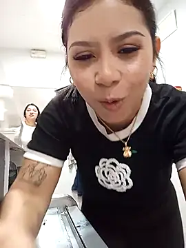 little susie online show from November 3, 2025, 9:35 am