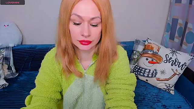 Snapshot of EllenMoore chatting on February 16, 2026, 3:27 am EllenMoore online show from February 16, 2026, 3:27 am