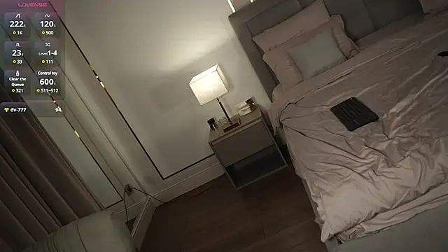 eseniyavl online show from March 14, 2025, 4:43 am