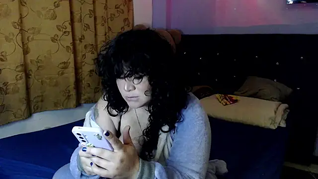 Snapshot of ANGELIQUE_KLANE chatting on October 9, 2025, 6:25 am ANGELIQUE KLANE online show from October 9, 2025, 6:25 am