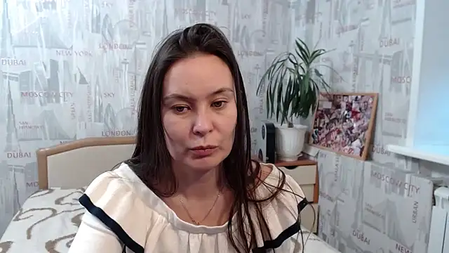 GinaQSoul online show from November 13, 2025, 11:03 am