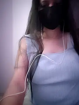 Snapshot of MumbaiMaskGirl chatting on February 24, 2026, 3:35 pm MumbaiMaskGirl online show from February 24, 2026, 3:35 pm