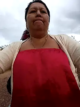 Brenda Berck  online show from January 5, 2026, 10:24 pm