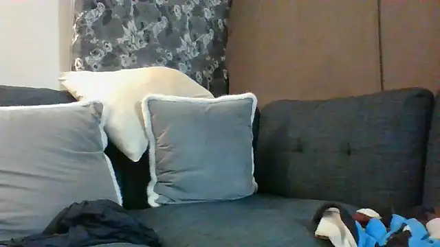 Snapshot of vikki432 chatting on July 11, 2026, 1:39 am vikki432 online show from July 11, 2026, 1:39 am