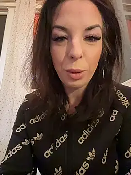 Almmaxxxx online show from March 11, 2026, 3:00 am