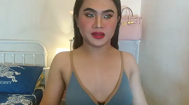 Snapshot of JustineBIGCUM chatting on March 10, 2025, 8:17 am JustineBIGCUM online show from March 10, 2025, 8:17 am