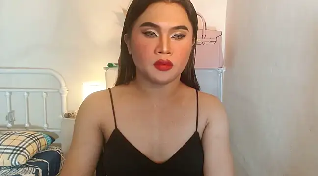 Snapshot of JustineBIGCUM chatting on February 19, 2025, 3:39 am JustineBIGCUM online show from February 19, 2025, 3:39 am