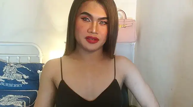 Snapshot of JustineBIGCUM chatting on February 22, 2025, 11:13 am JustineBIGCUM online show from February 22, 2025, 11:13 am