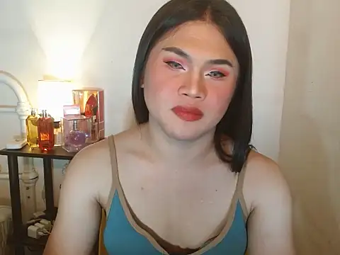 Snapshot of JustineBIGCUM chatting on October 7, 2025, 8:37 am JustineBIGCUM online show from October 7, 2025, 8:37 am