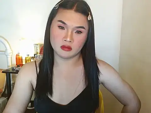 Snapshot of JustineBIGCUM chatting on October 14, 2025, 11:36 pm JustineBIGCUM online show from October 14, 2025, 11:36 pm