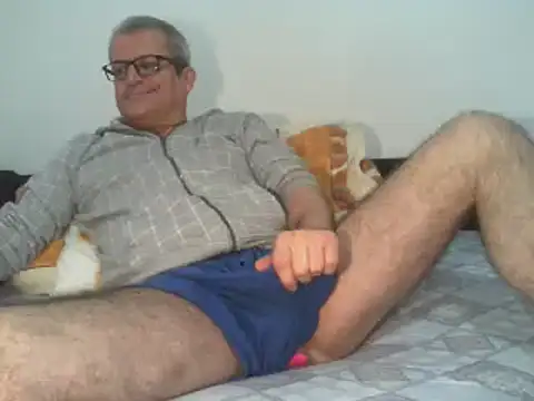 greeneyeshot12 online show from December 19, 2025, 10:23 pm