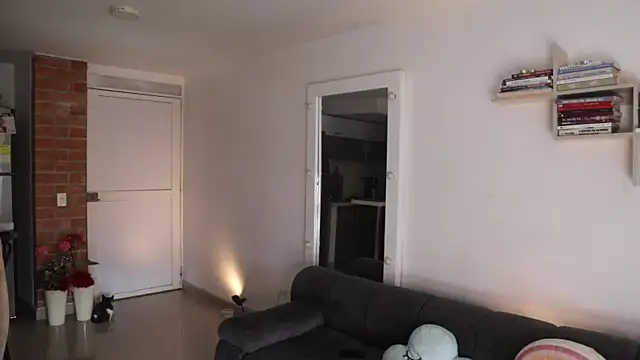  Vahos  online show from March 23, 2026, 7:25 pm