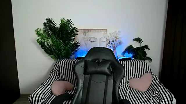 SEXY-GODDESabrina online show from March 4, 2025, 3:44 am