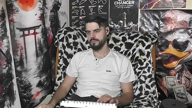 00george online show from December 19, 2025, 9:06 pm