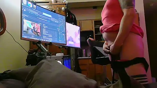 Snapshot of Mikela_Alexa chatting on December 24, 2024, 9:17 am Mikela Alexa online show from December 24, 2024, 9:17 am