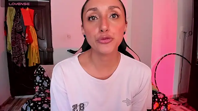 Snapshot of adrena_10 chatting on February 17, 2026, 8:50 pm adrena 10 online show from February 17, 2026, 8:50 pm