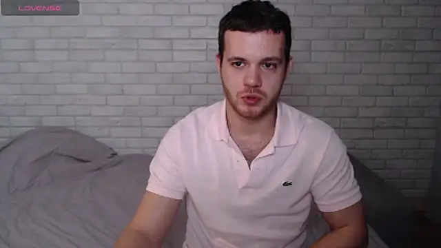 Alexxx horny online show from November 30, 2025, 2:18 pm